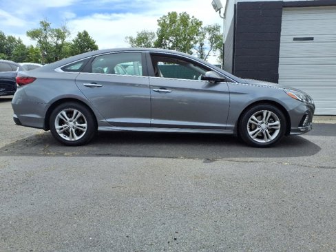 Used 2019 Hyundai Sonata SEL image 2