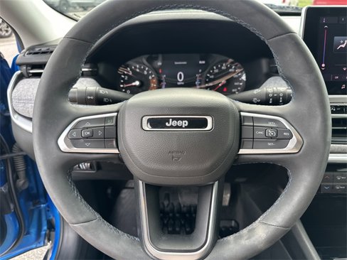 Certified 2022 Jeep Compass Latitude image 28