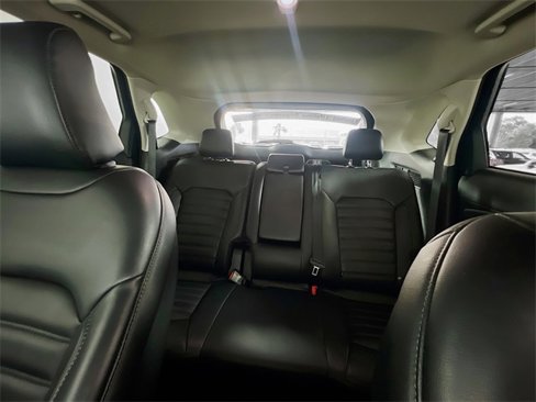 Used 2024 Ford Edge SEL image 17