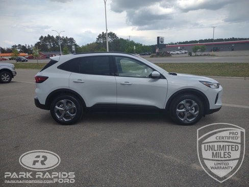 New 2025 Ford Escape ST-Line Elite w/ Tech Pack #2 image 6