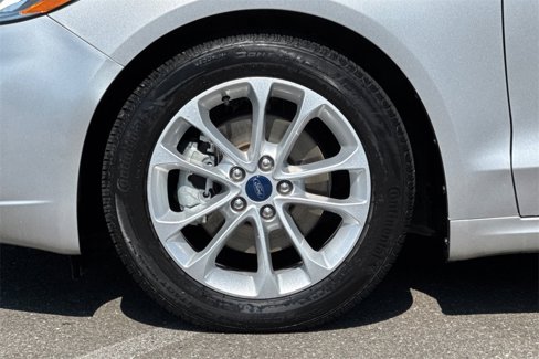 Used 2019 Ford Fusion SE image 13
