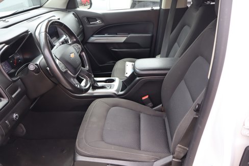 Used 2019 Chevrolet Colorado LT image 16