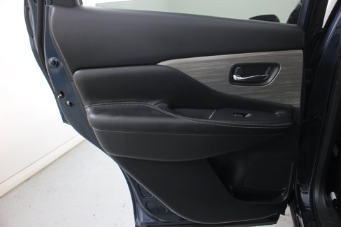 Used 2018 Nissan Murano S image 22