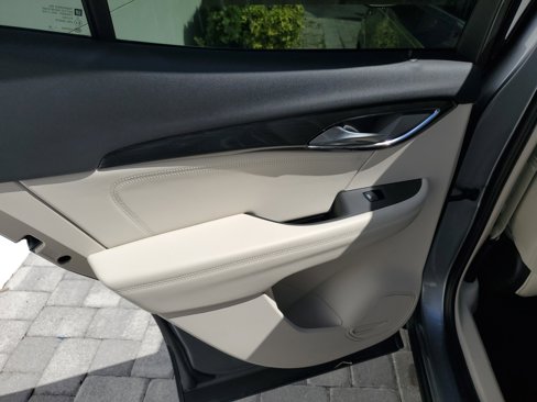 Used 2022 Buick Envision Essence w/ Safety Package image 11