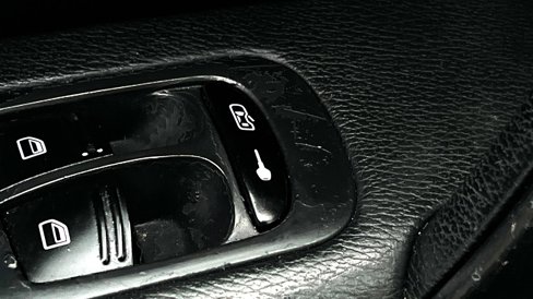 Used 2010 Porsche Cayenne image 43