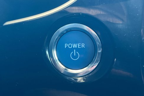 Certified 2022 Toyota Prius LE image 19