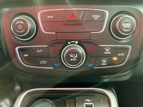 Used 2021 Jeep Compass Latitude w/ Convenience Group image 15