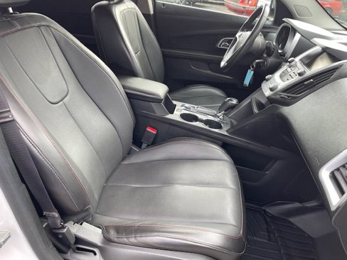 Used 2017 Chevrolet Equinox Premier image 21