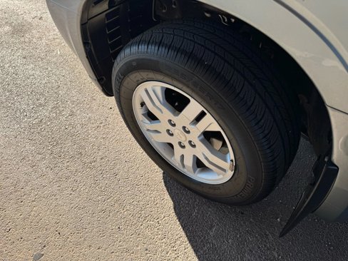 Used 2007 Mitsubishi Endeavor LS image 28