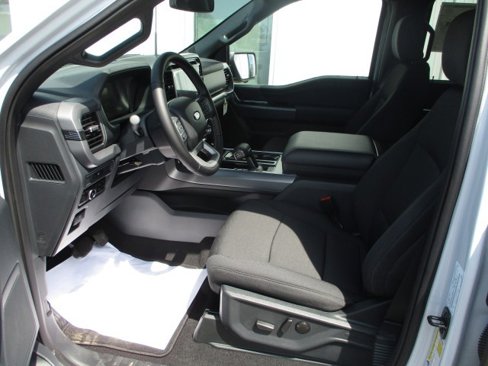 New 2025 Ford F150 XLT image 11