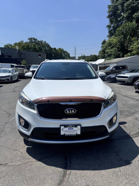 Used 2018 Kia Sorento EX image 3