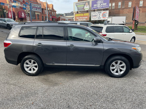 Used 2013 Toyota Highlander 4WD V6 image 5
