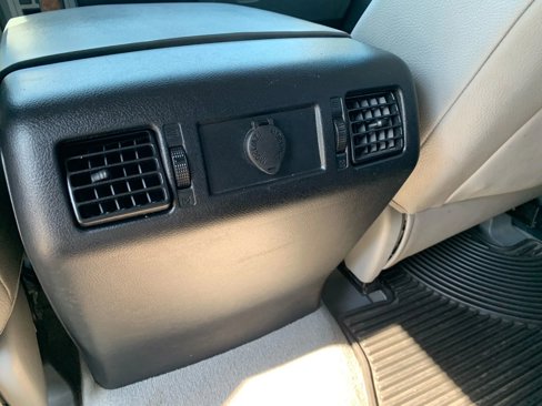 Used 2011 Toyota Tundra Limited image 19