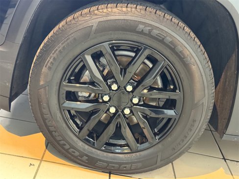 Used 2019 GMC Acadia SLT image 16