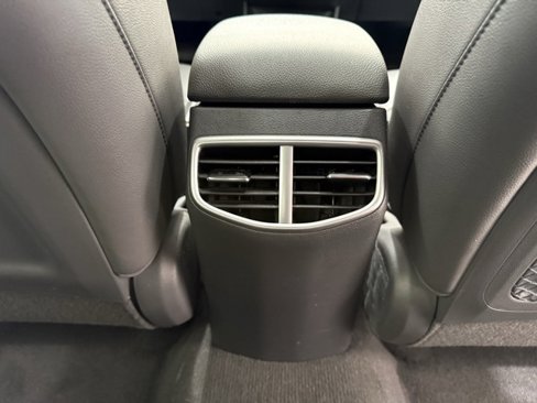 Used 2020 Hyundai Ioniq Limited image 23