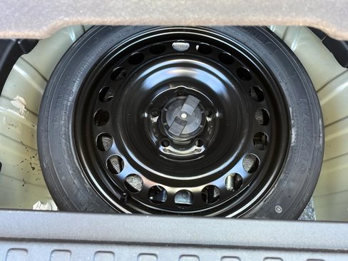Used 2023 Chevrolet Equinox LS image 15