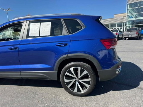 Used 2022 Volkswagen Taos SE image 4
