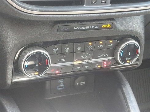 Used 2022 Ford Escape SEL w/ Technology Package image 14
