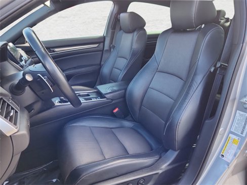 Used 2018 Honda Accord Sport image 23