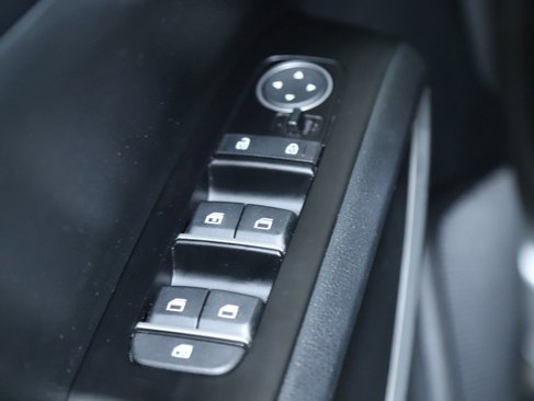 Used 2024 Kia Soul LX w/ Option Group 015 image 16