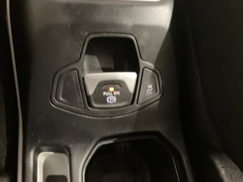 Used 2018 Jeep Renegade Latitude image 30
