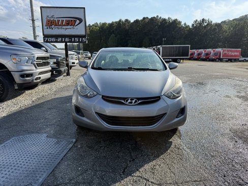 Used 2013 Hyundai Elantra GLS image 2