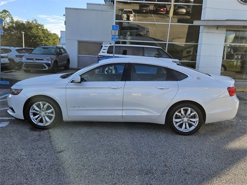 Used 2016 Chevrolet Impala LT w/ Convenience Package image 3
