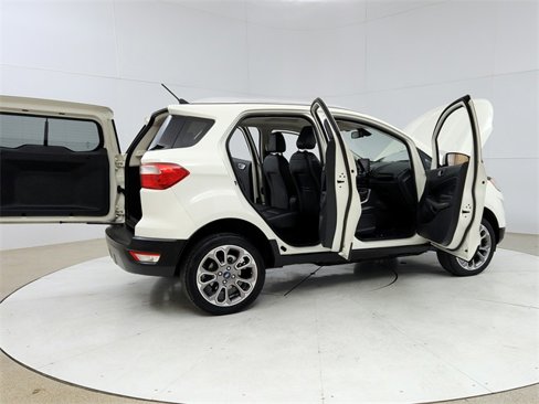 Used 2020 Ford EcoSport Titanium image 12