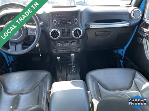Used 2017 Jeep Wrangler Unlimited Sahara w/ Max Tow Package image 14