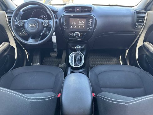 Used 2019 Kia Soul + image 13