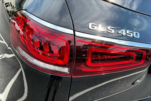 Used 2021 Mercedes-Benz GLS 450 4MATIC image 28
