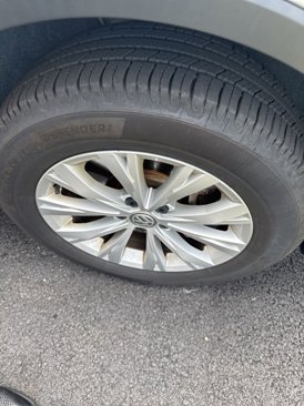Used 2018 Volkswagen Tiguan SE image 11
