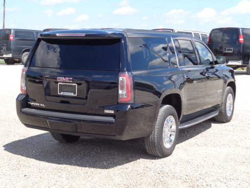 Used 2018 GMC Yukon XL SLT w/ Open Road Package image 7