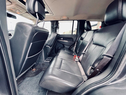 Used 2011 Jeep Liberty Limited image 20