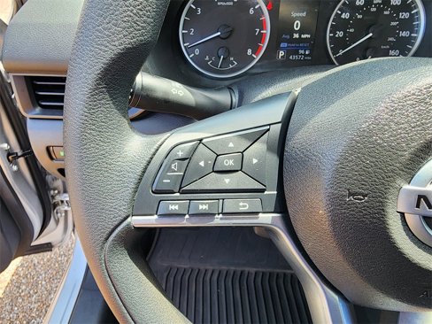 Used 2023 Nissan Sentra S image 16