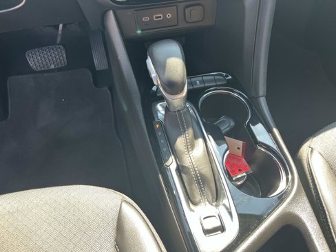 Used 2023 Buick Encore GX Select image 25