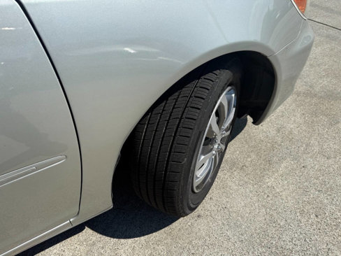 Used 2004 Toyota Camry XLE image 24
