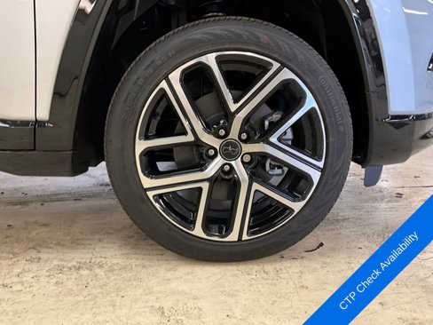 New 2025 Jeep Compass Limited w/ Elite Group image 10