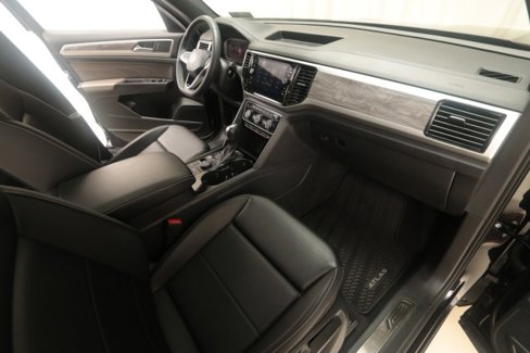 Used 2022 Volkswagen Atlas Cross Sport SE image 53