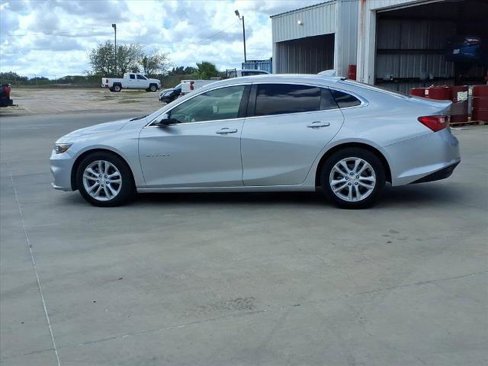 Used 2018 Chevrolet Malibu LT image 4