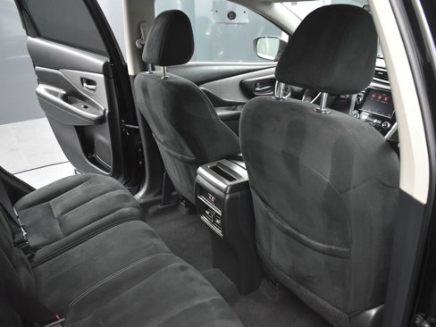 Used 2020 Nissan Murano SV image 16
