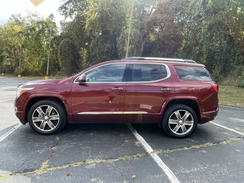 Used 2017 GMC Acadia Denali w/ Technology Package image 6