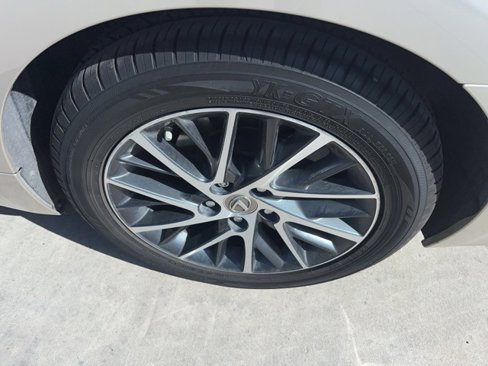 Used 2017 Lexus ES 350 image 11