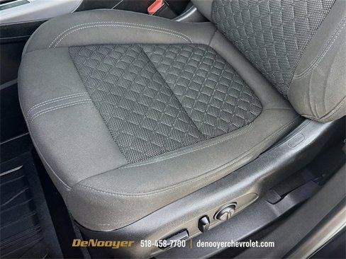 Used 2019 Chevrolet Blazer LT image 19