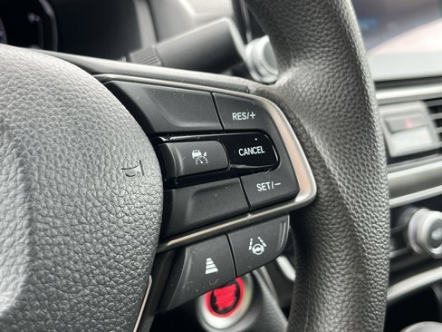 Used 2022 Honda Accord LX image 25