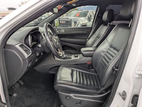 Used 2018 Jeep Grand Cherokee Limited image 17