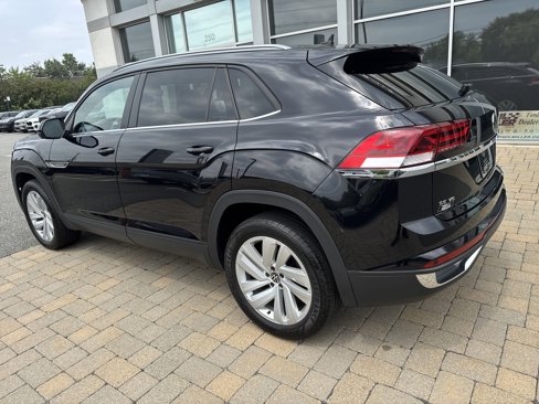 Used 2022 Volkswagen Atlas Cross Sport SE image 58