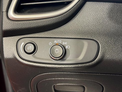 Used 2020 Chevrolet Trax LS image 16