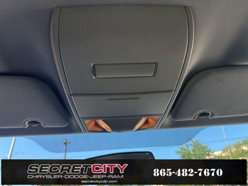 Used 2013 Dodge Grand Caravan SE image 33