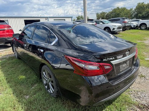 Used 2018 Nissan Altima 2.5 SR w/ SR Special Edition image 4